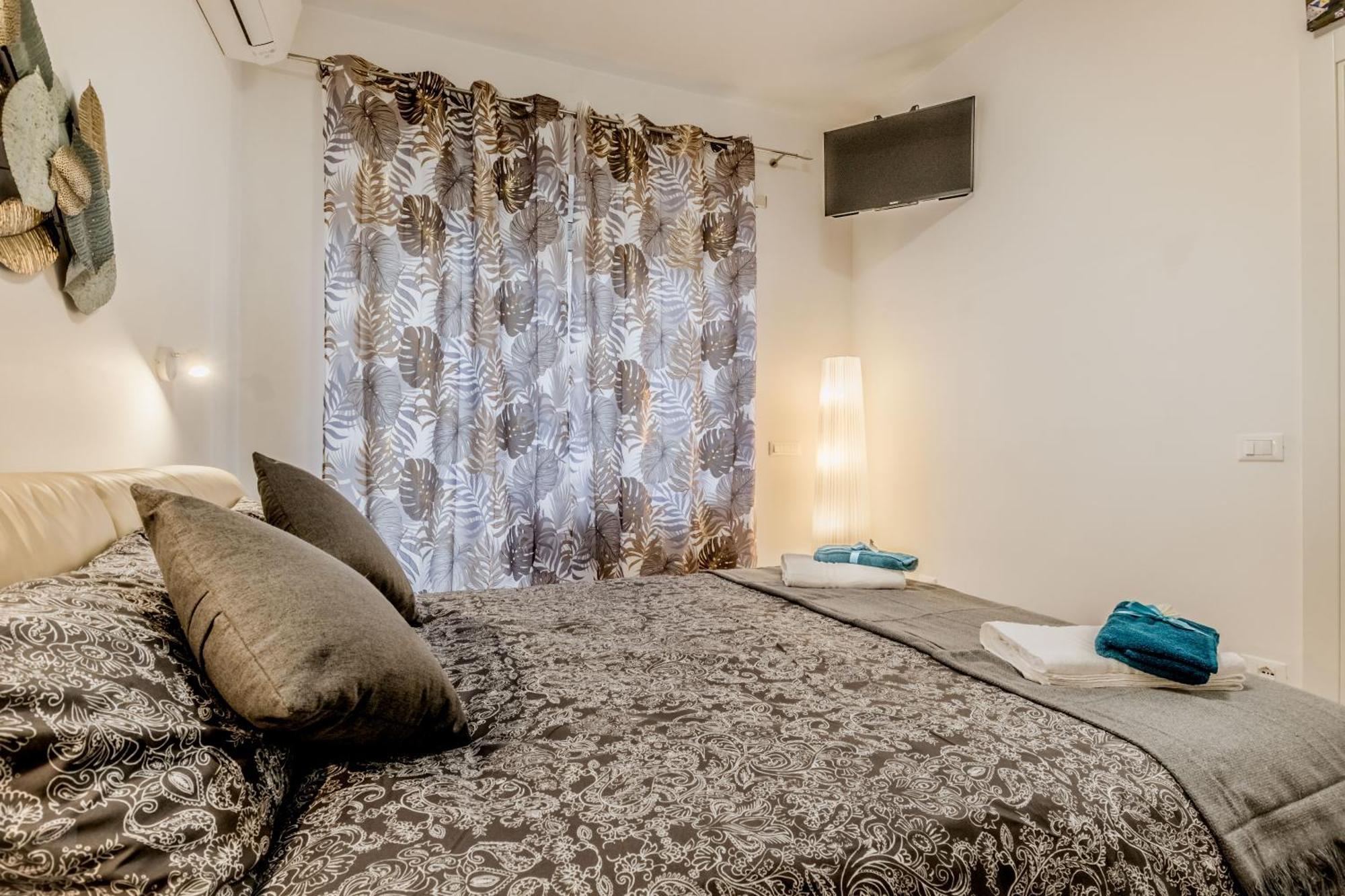 White Living R-Home Рим Экстерьер фото